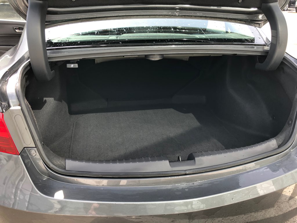 Balmoral Park Acura 2013 Acura Ilx Premium Pkg P2630a
