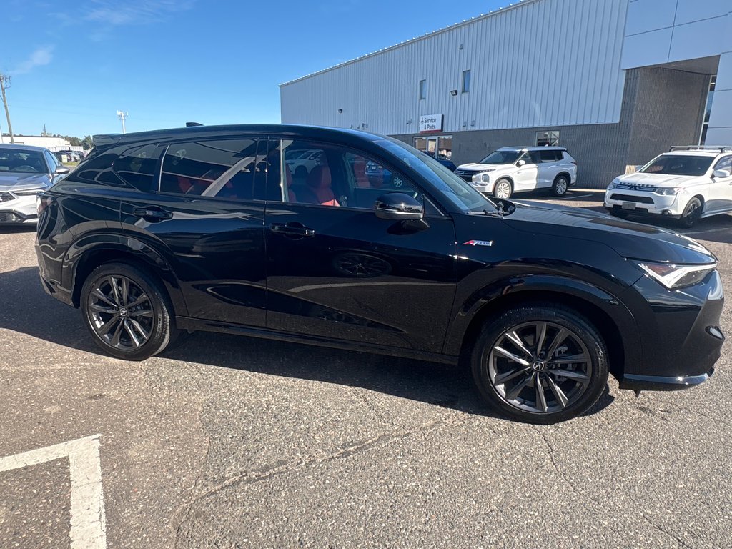 2025 Acura ADX A-Spec in Thunder Bay, Ontario - 4 - w1024h768px