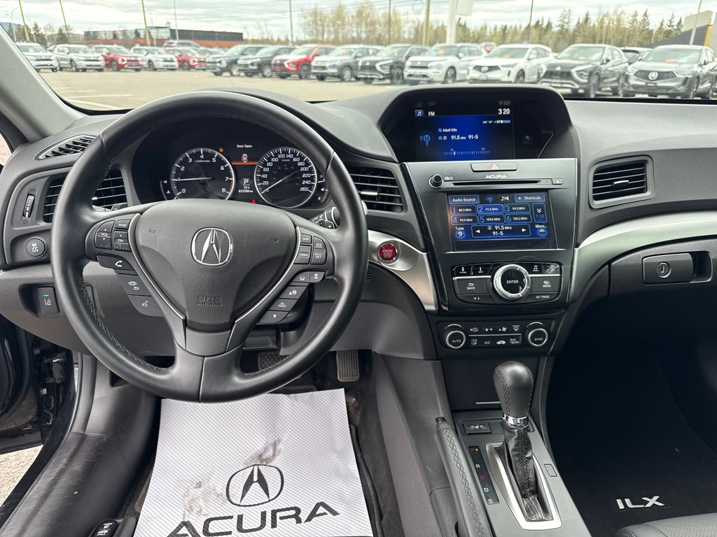 2018 Acura ILX PREMIUM in Thunder Bay, Ontario - 11 - w1024h768px