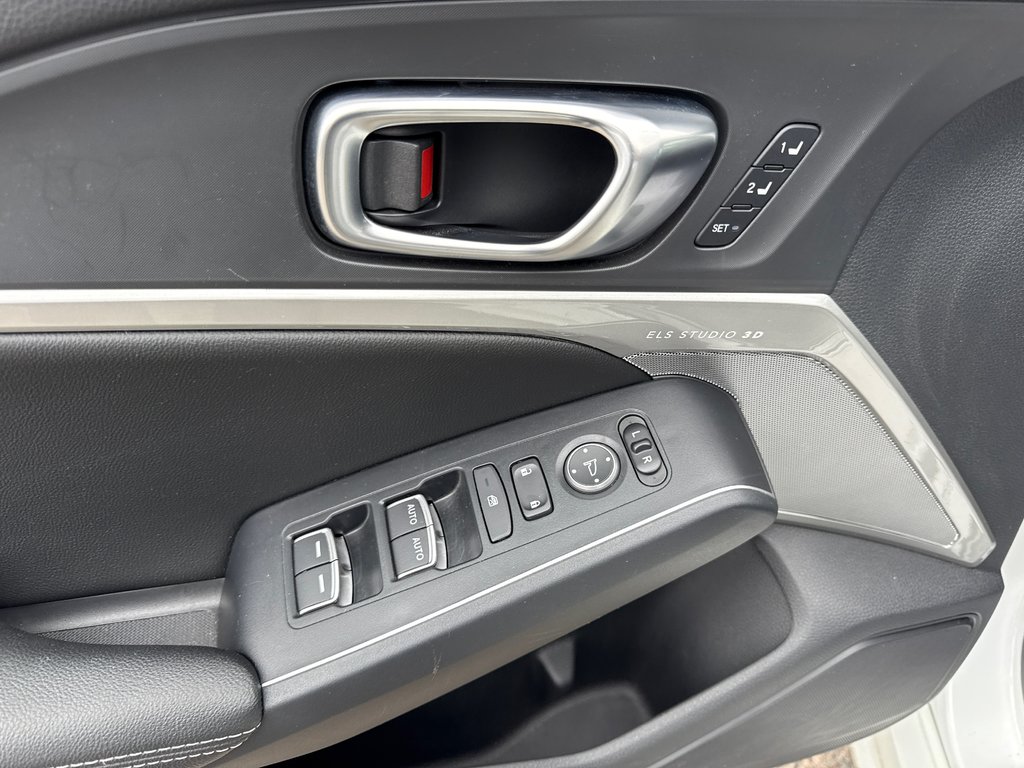 2023 Acura Integra Elite A-Spec in Thunder Bay, Ontario - 14 - w1024h768px