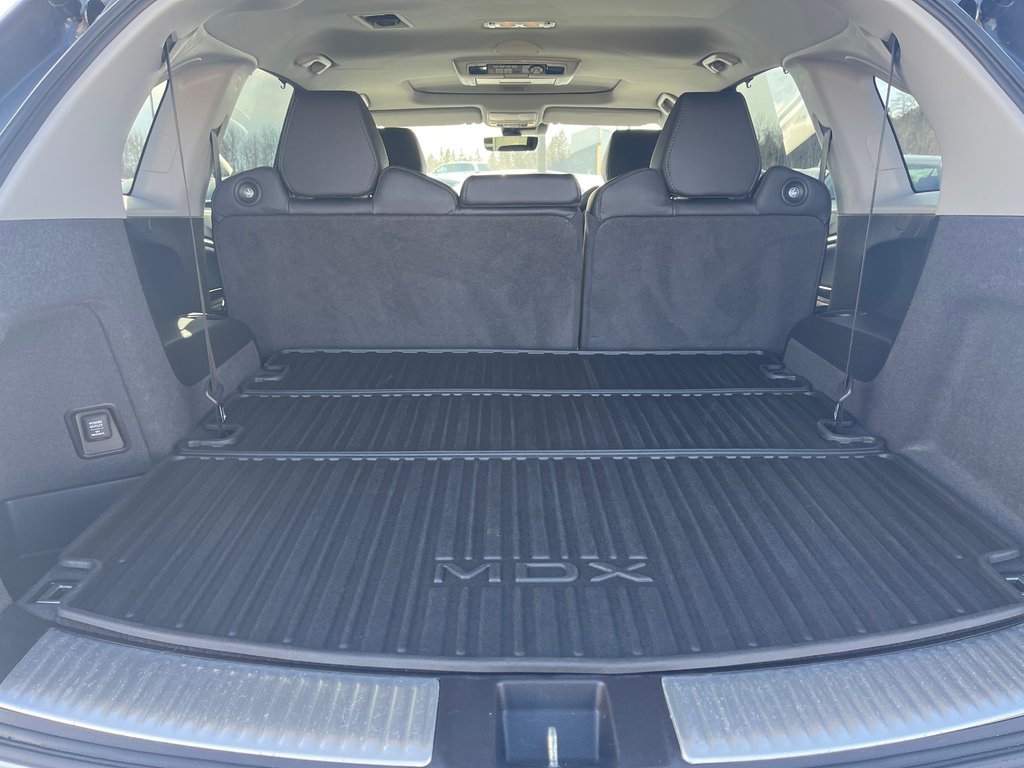 2018 Acura MDX Tech in Thunder Bay, Ontario - 10 - w1024h768px