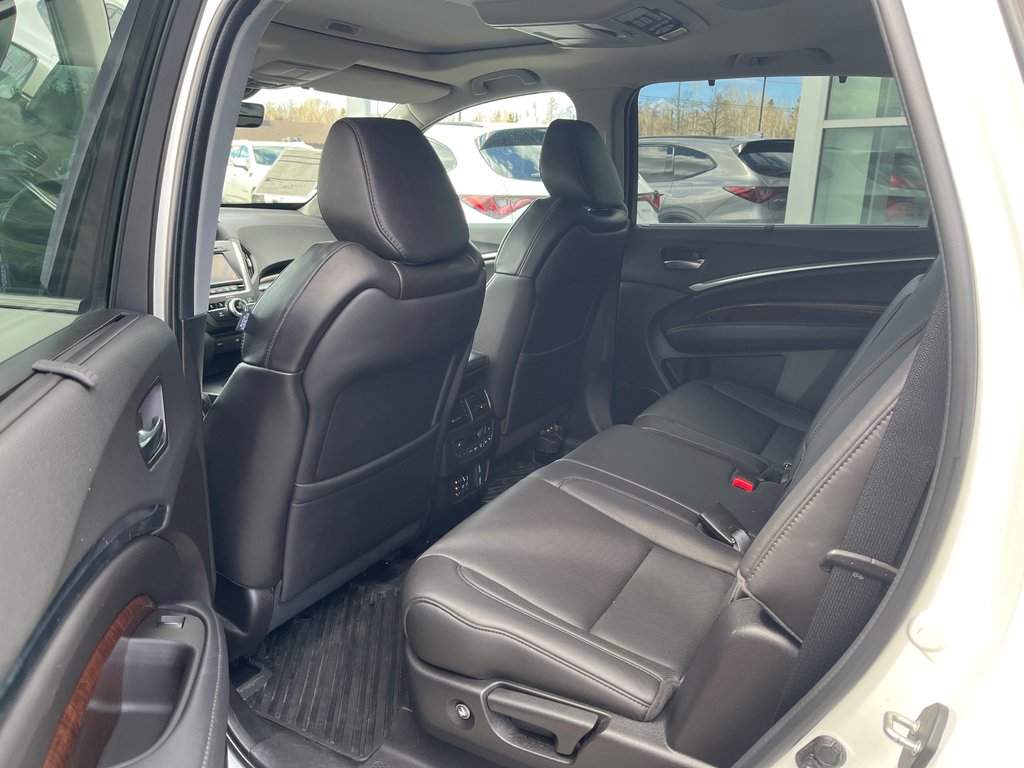 2018 Acura MDX Tech in Thunder Bay, Ontario - 24 - w1024h768px