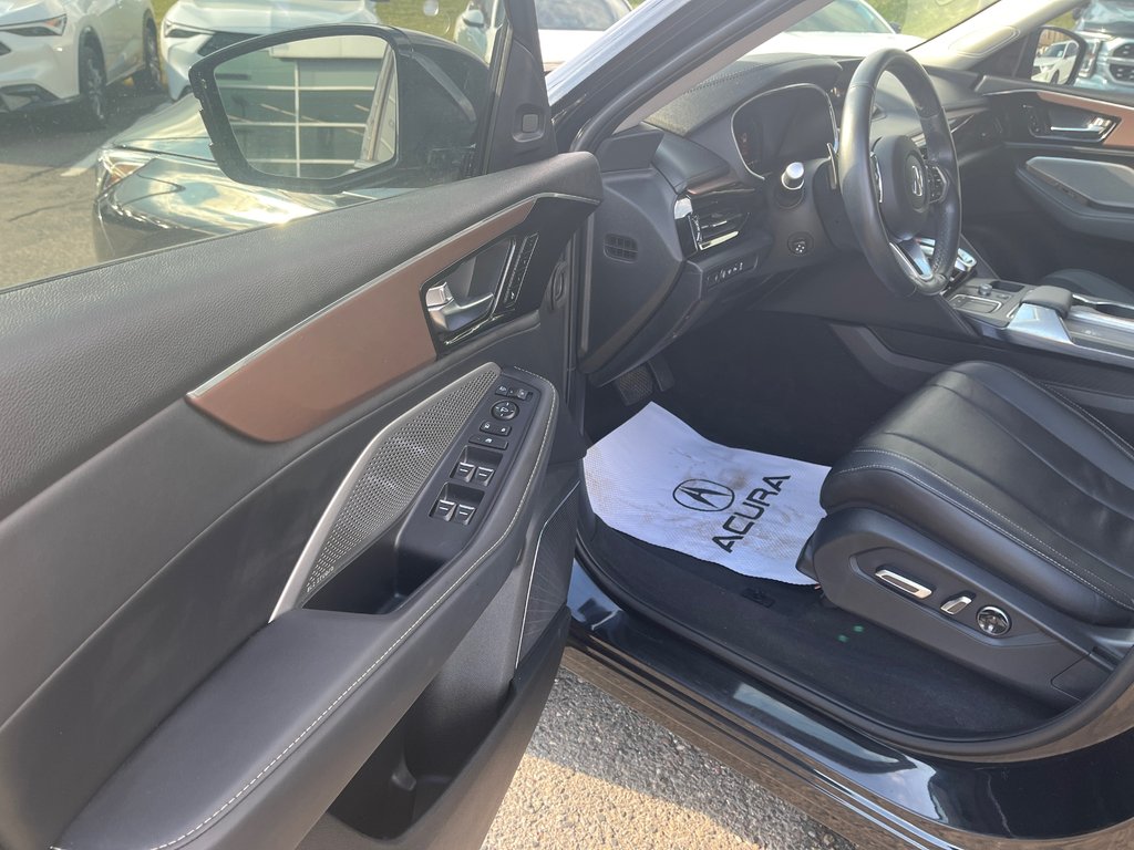 2022 Acura MDX Tech in Thunder Bay, Ontario - 14 - w1024h768px