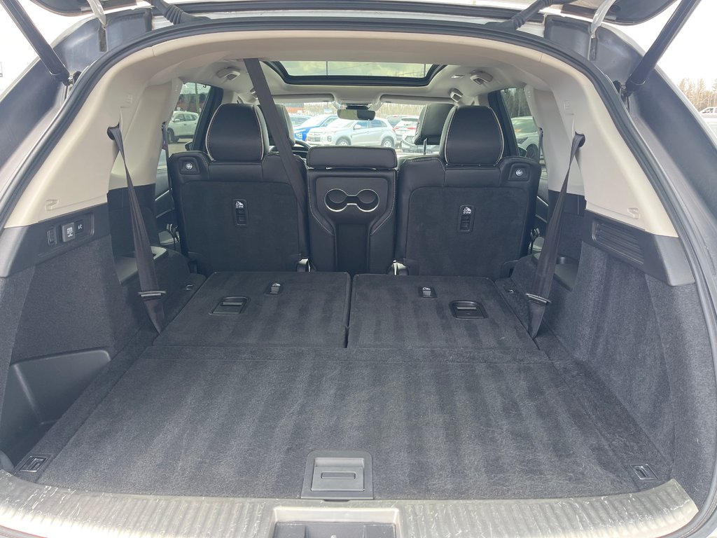2022 Acura MDX Platinum Elite in Thunder Bay, Ontario - 15 - w1024h768px