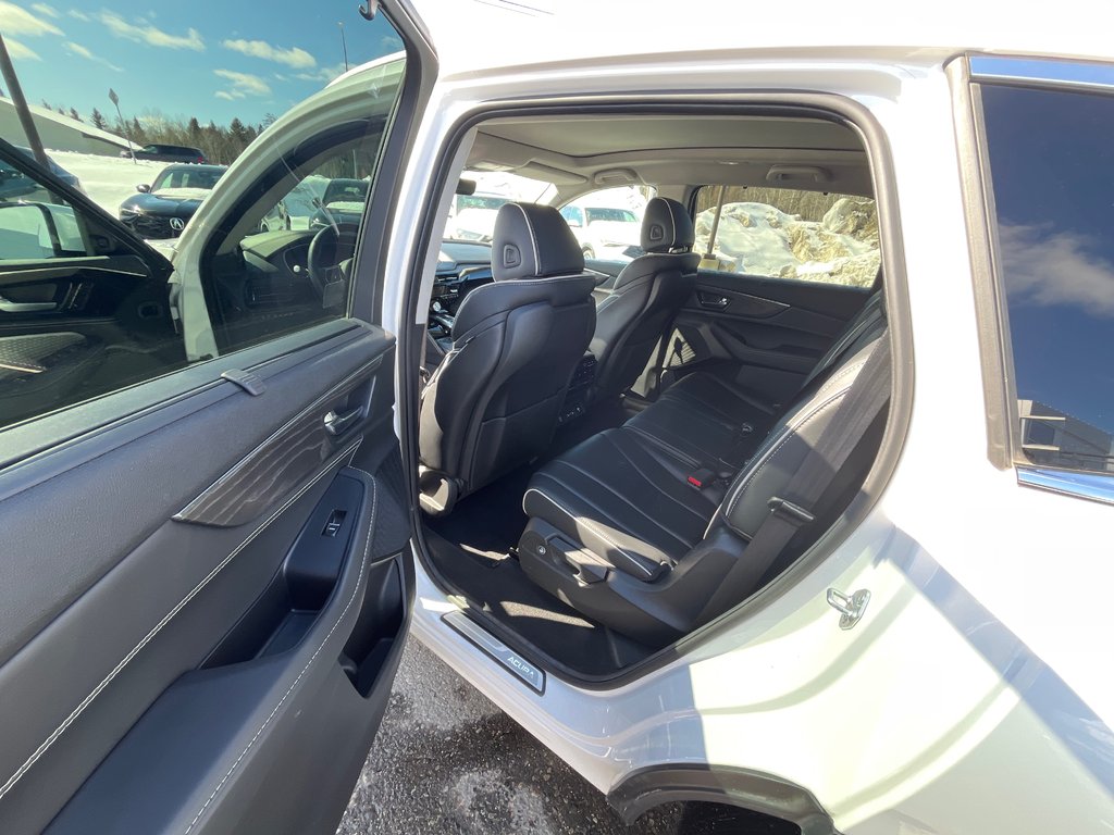 2023 Acura MDX Platinum Elite in Thunder Bay, Ontario - 10 - w1024h768px