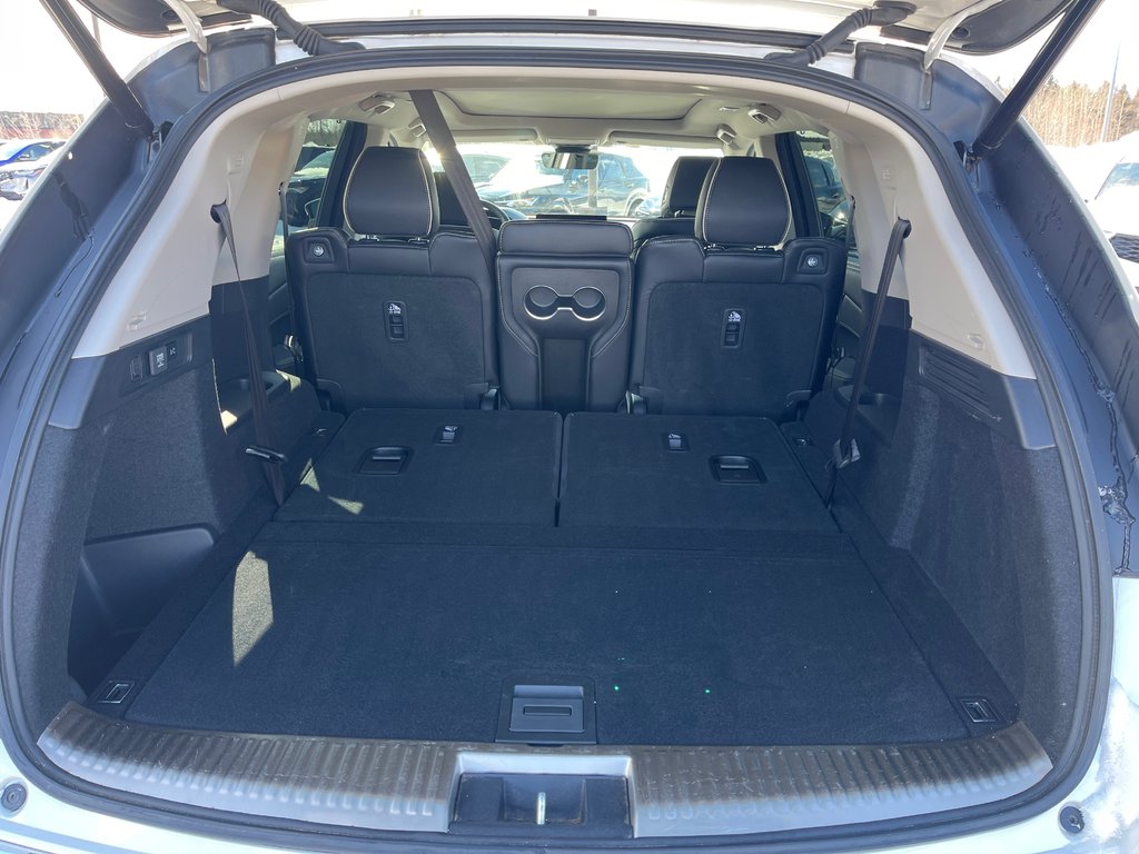 2023 Acura MDX Platinum Elite in Thunder Bay, Ontario - 9 - w1024h768px