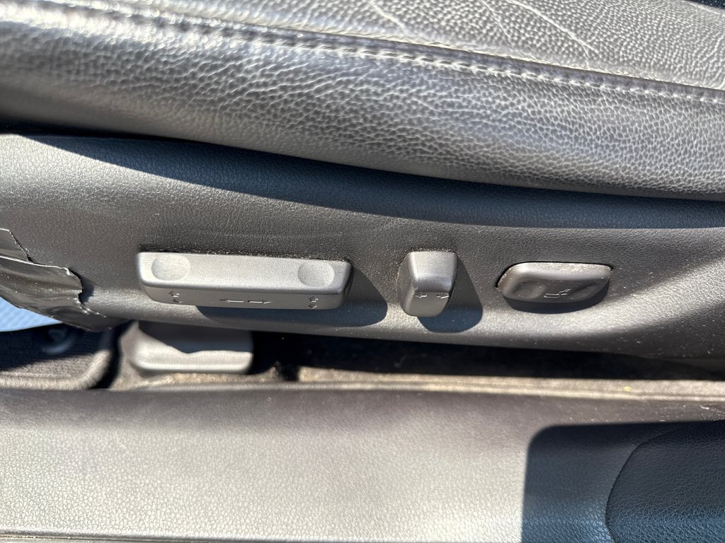 2014 Acura RDX Tech Pkg in Thunder Bay, Ontario - 15 - w1024h768px