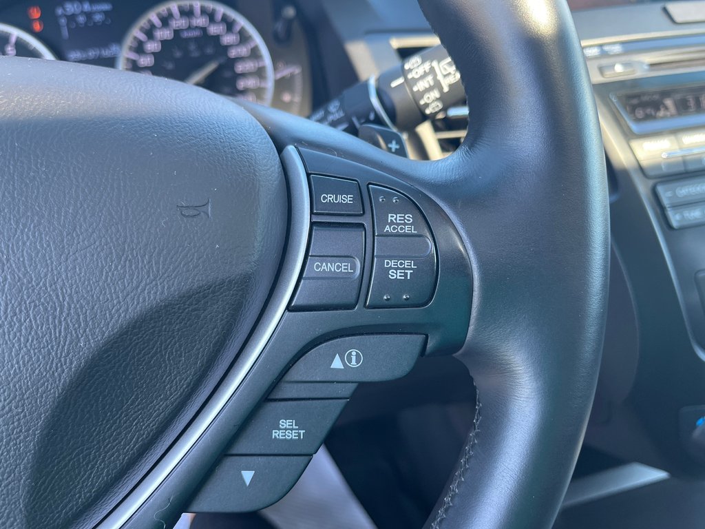 2014 Acura RDX Tech Pkg in Thunder Bay, Ontario - 16 - w1024h768px