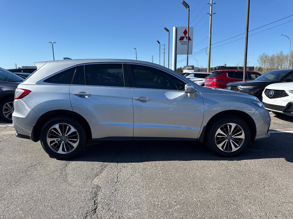 2017 Acura RDX Elite Pkg in Thunder Bay, Ontario - 5 - w1024h768px