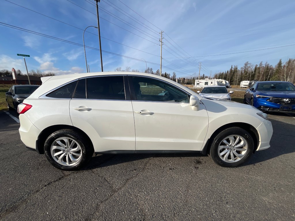 2017 Acura RDX in Thunder Bay, Ontario - 4 - w1024h768px