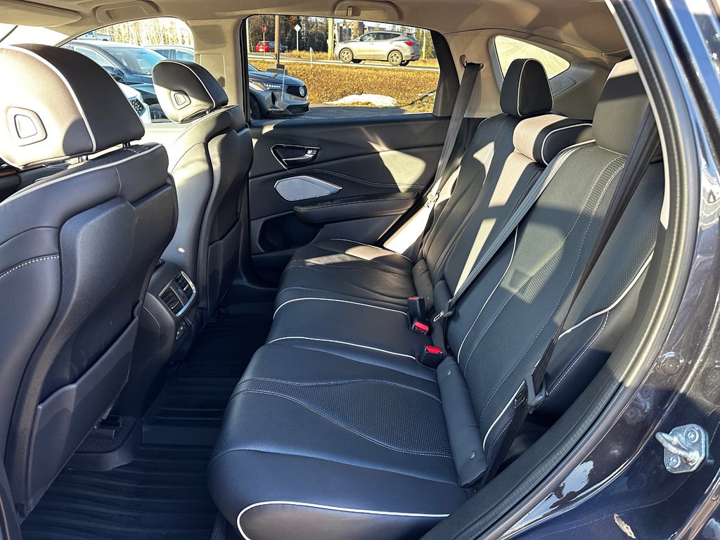 2019 Acura RDX Platinum Elite in Thunder Bay, Ontario - 9 - w1024h768px