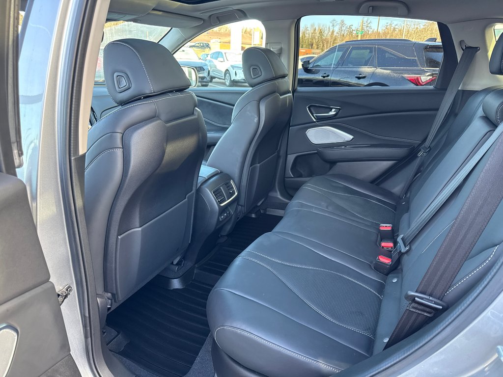 2021 Acura RDX Elite in Thunder Bay, Ontario - 11 - w1024h768px