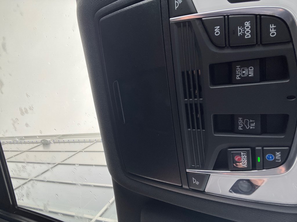 2022 Acura RDX A-Spec in Thunder Bay, Ontario - 17 - w1024h768px