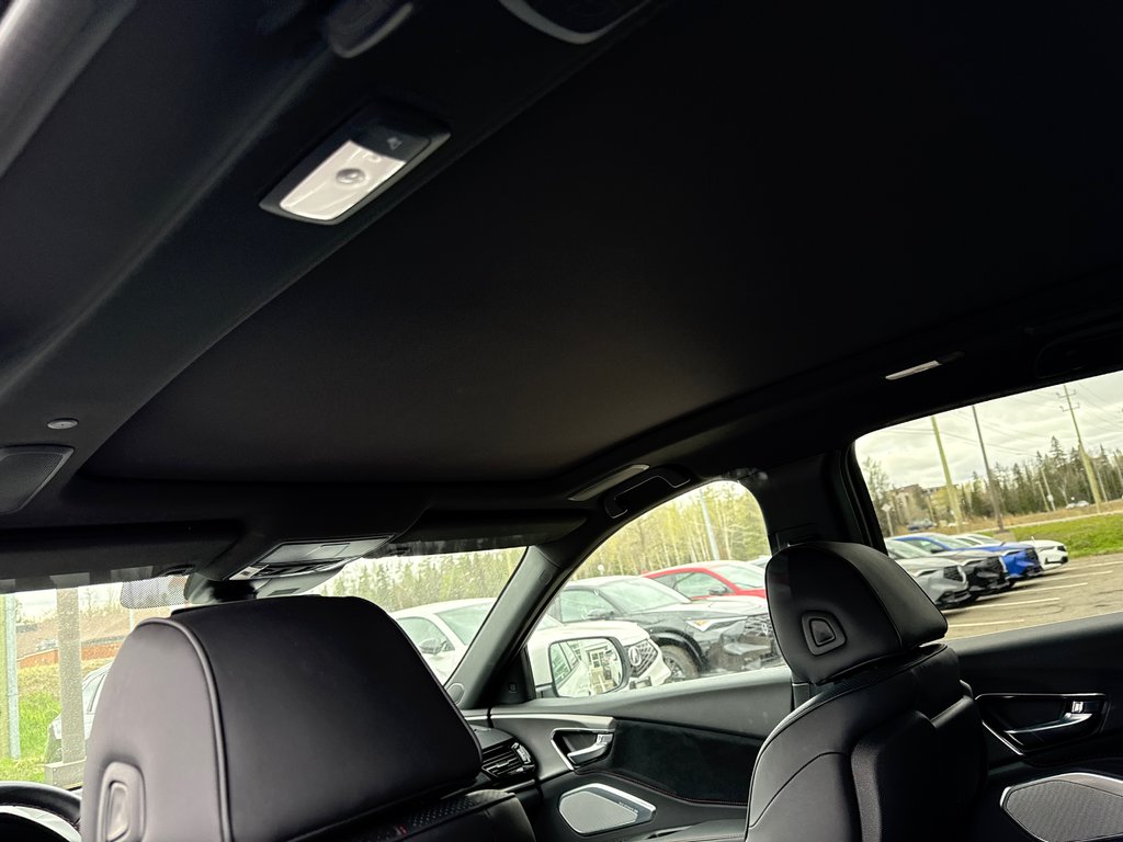 2023 Acura RDX Platinum Elite A-Spec in Thunder Bay, Ontario - 12 - w1024h768px