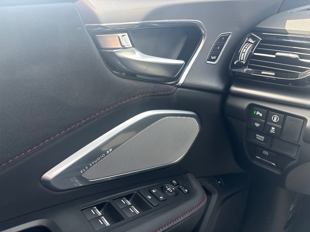 2024 Acura RDX A-Spec in Thunder Bay, Ontario - 24 - w1024h768px