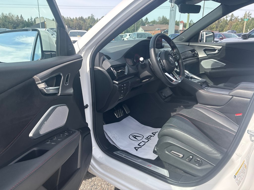 2024 Acura RDX A-Spec in Thunder Bay, Ontario - 14 - w1024h768px