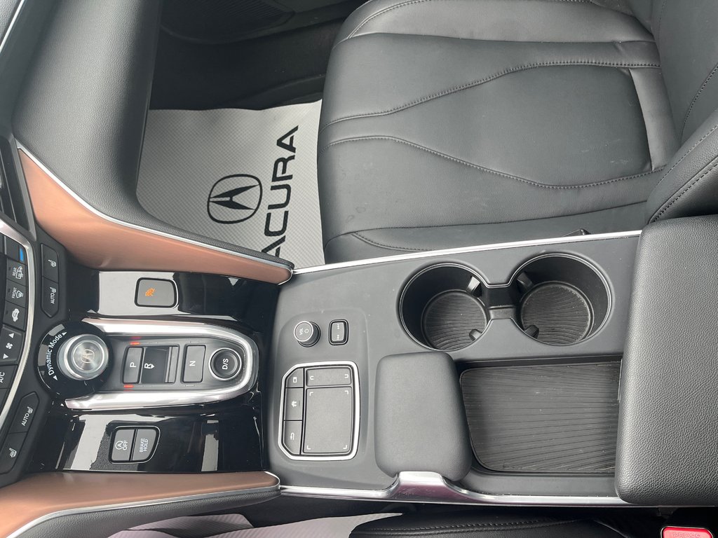 2021 Acura TLX in Thunder Bay, Ontario - 13 - w1024h768px