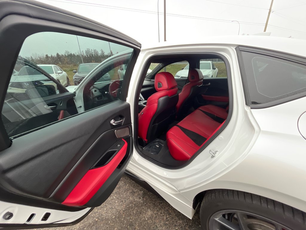 2023 Acura TLX Type S in Thunder Bay, Ontario - 9 - w1024h768px