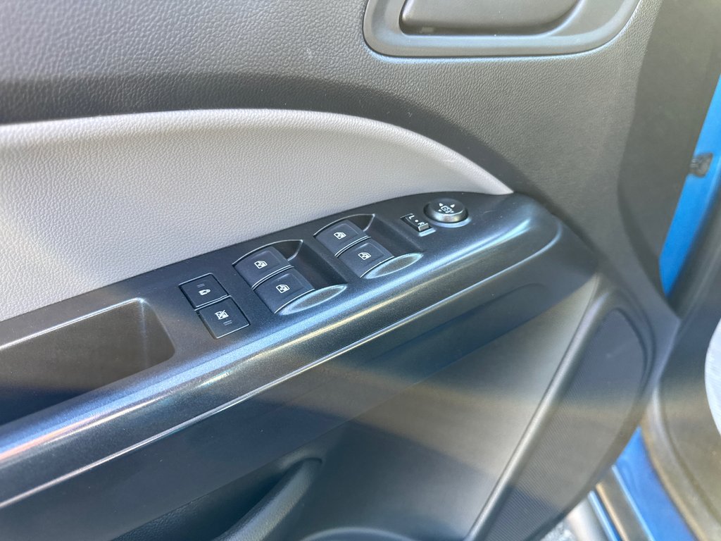 2021 Chevrolet Colorado 4WD Work Truck in Thunder Bay, Ontario - 15 - w1024h768px