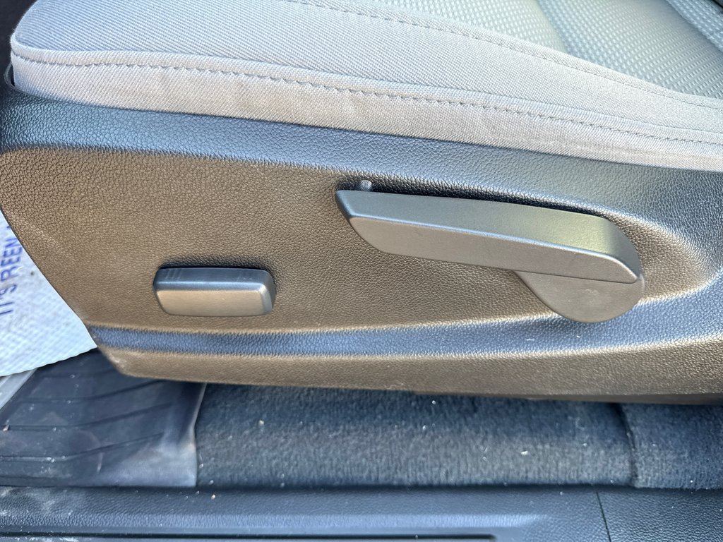 2021 Chevrolet Colorado 4WD Work Truck in Thunder Bay, Ontario - 14 - w1024h768px