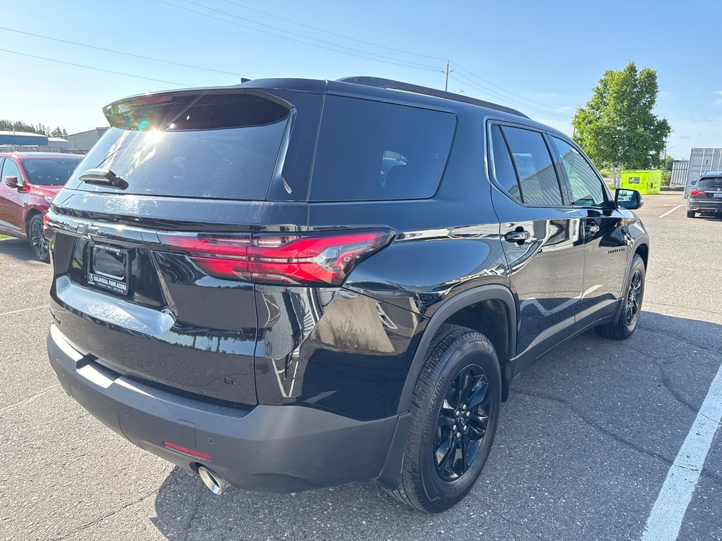 2022 Chevrolet Traverse LT Cloth in Thunder Bay, Ontario - 5 - w1024h768px