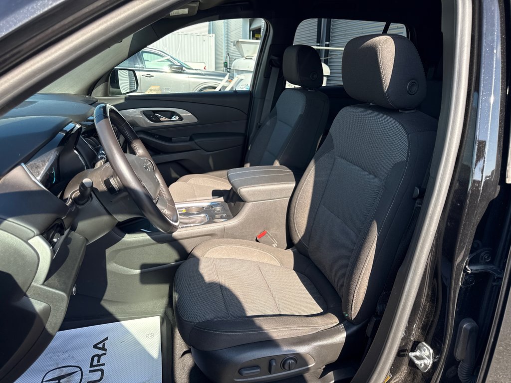 2022 Chevrolet Traverse LT Cloth in Thunder Bay, Ontario - 9 - w1024h768px