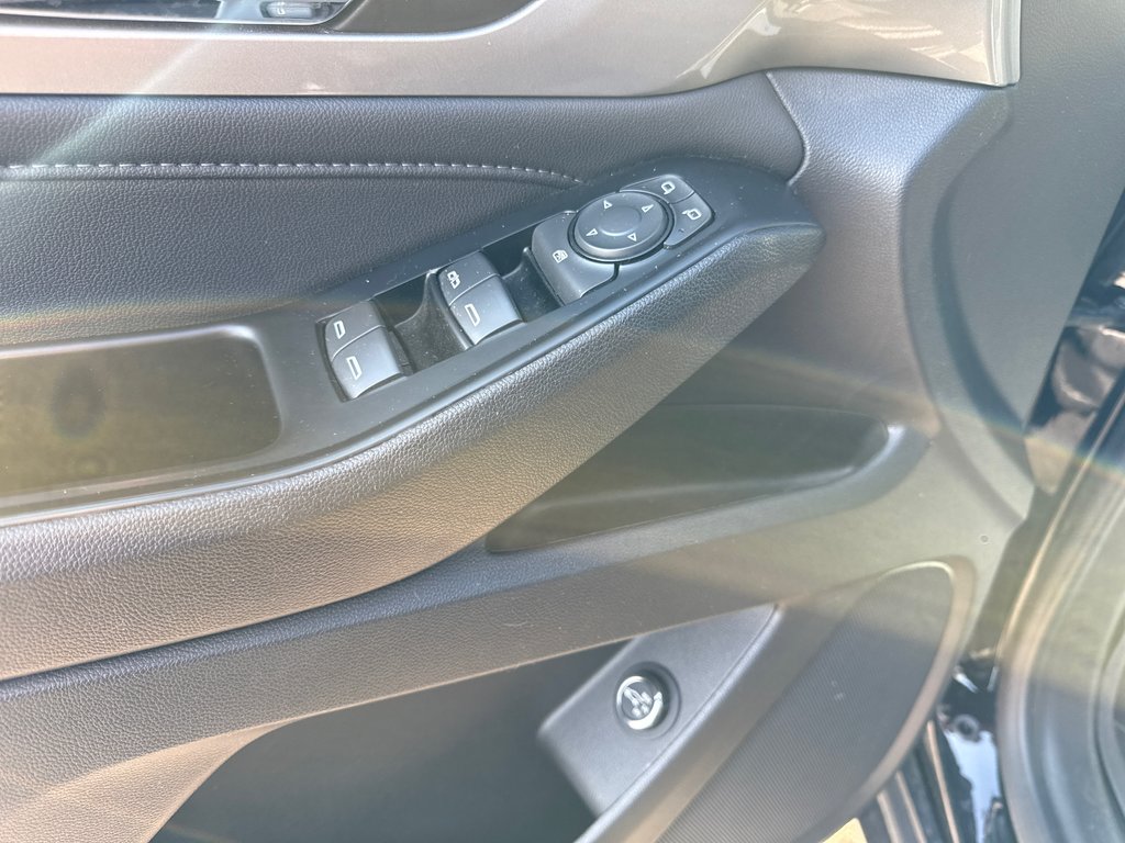 2022 Chevrolet Traverse LT Cloth in Thunder Bay, Ontario - 15 - w1024h768px