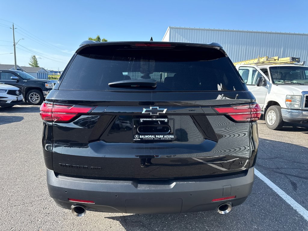 2022 Chevrolet Traverse LT Cloth in Thunder Bay, Ontario - 4 - w1024h768px