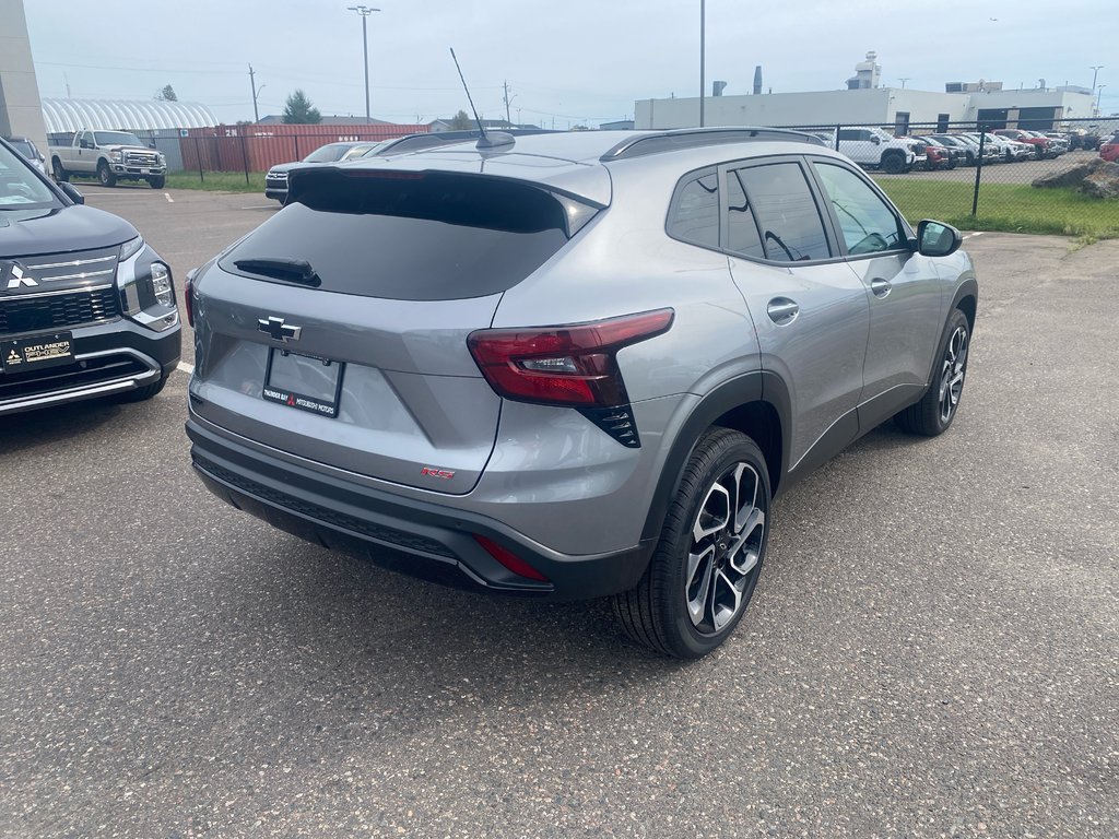 2025 Chevrolet Trax 2RS in Thunder Bay, Ontario - 4 - w1024h768px