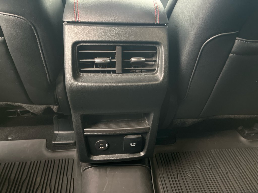 2022 Ford Edge ST sport in Thunder Bay, Ontario - 9 - w1024h768px