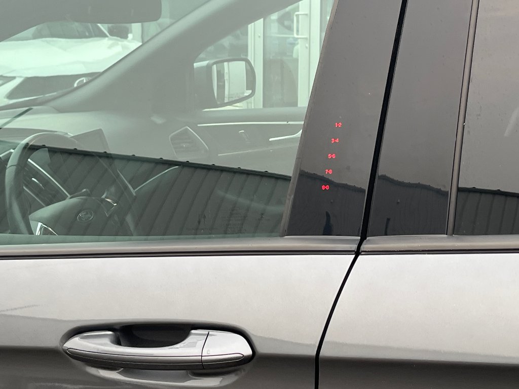 2022 Ford Edge ST sport in Thunder Bay, Ontario - 10 - w1024h768px