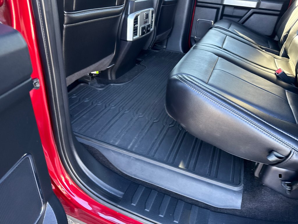 2019 Ford F-150 LARIAT in Thunder Bay, Ontario - 14 - w1024h768px