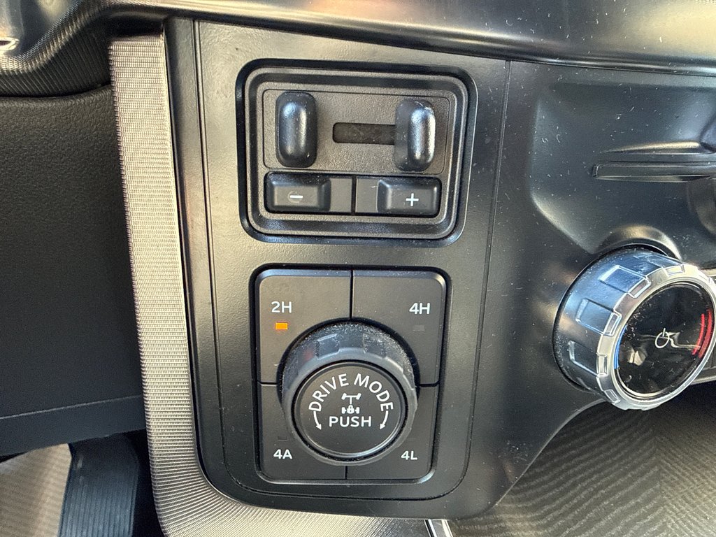2023 Ford F-150 Platinum in Thunder Bay, Ontario - 24 - w1024h768px