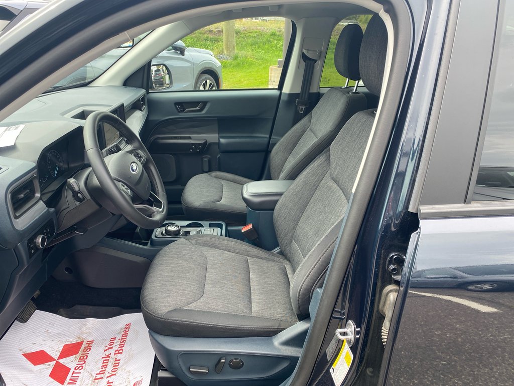 2023 Ford Maverick XLT in Thunder Bay, Ontario - 10 - w1024h768px