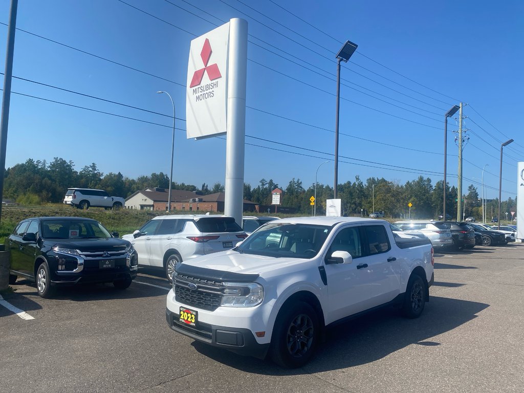 2023 Ford Maverick XLT in Thunder Bay, Ontario - 1 - w1024h768px