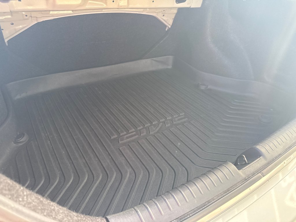 2013 Honda Civic Sdn EX in Thunder Bay, Ontario - 11 - w1024h768px