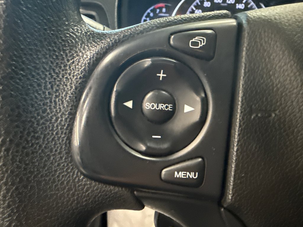 2016 Honda CR-V SE in Thunder Bay, Ontario - 15 - w1024h768px