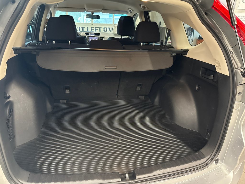 2016 Honda CR-V SE in Thunder Bay, Ontario - 11 - w1024h768px