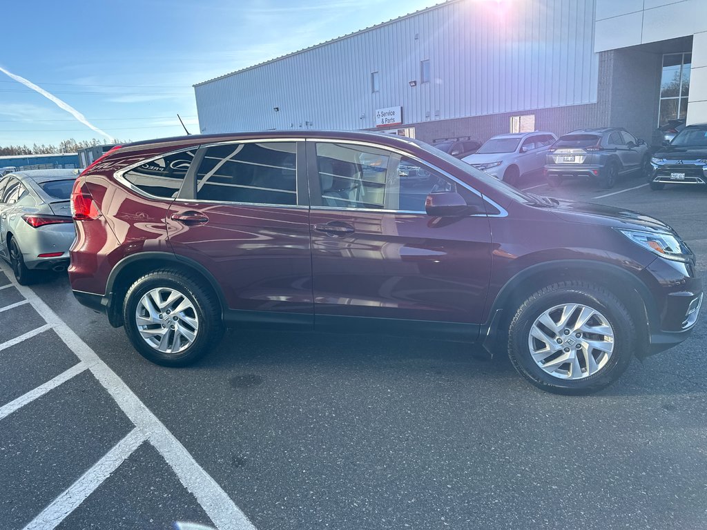 2016 Honda CR-V SE in Thunder Bay, Ontario - 6 - w1024h768px
