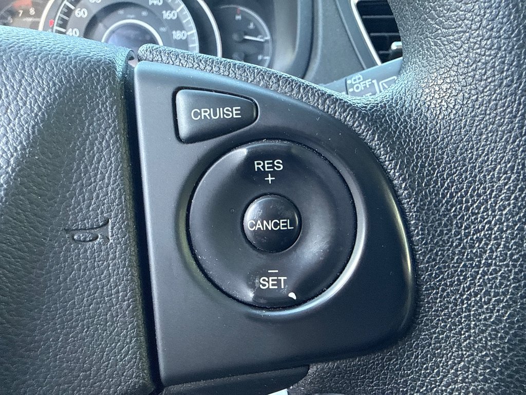 2016 Honda CR-V SE in Thunder Bay, Ontario - 18 - w1024h768px