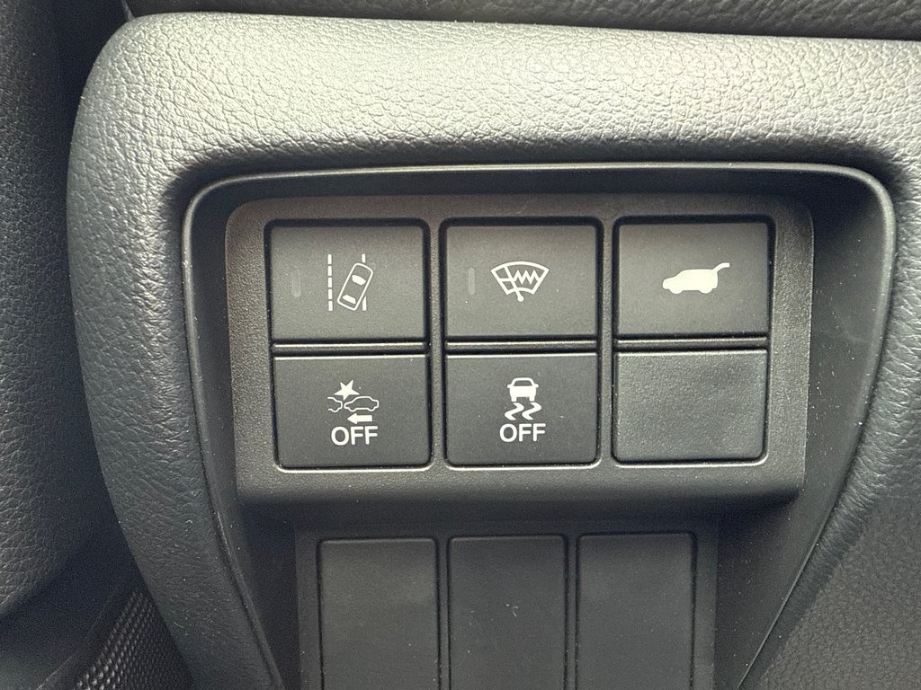 2019 Honda CR-V Touring in Thunder Bay, Ontario - 19 - w1024h768px