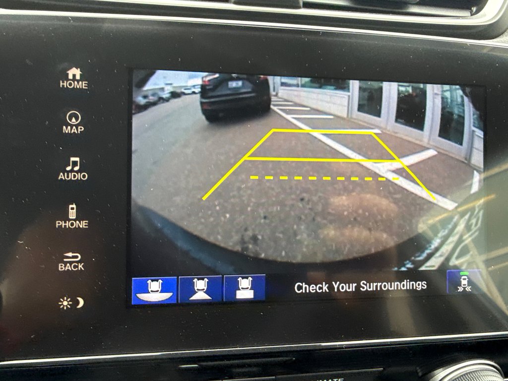 2022 Honda CR-V Touring in Thunder Bay, Ontario - 15 - w1024h768px