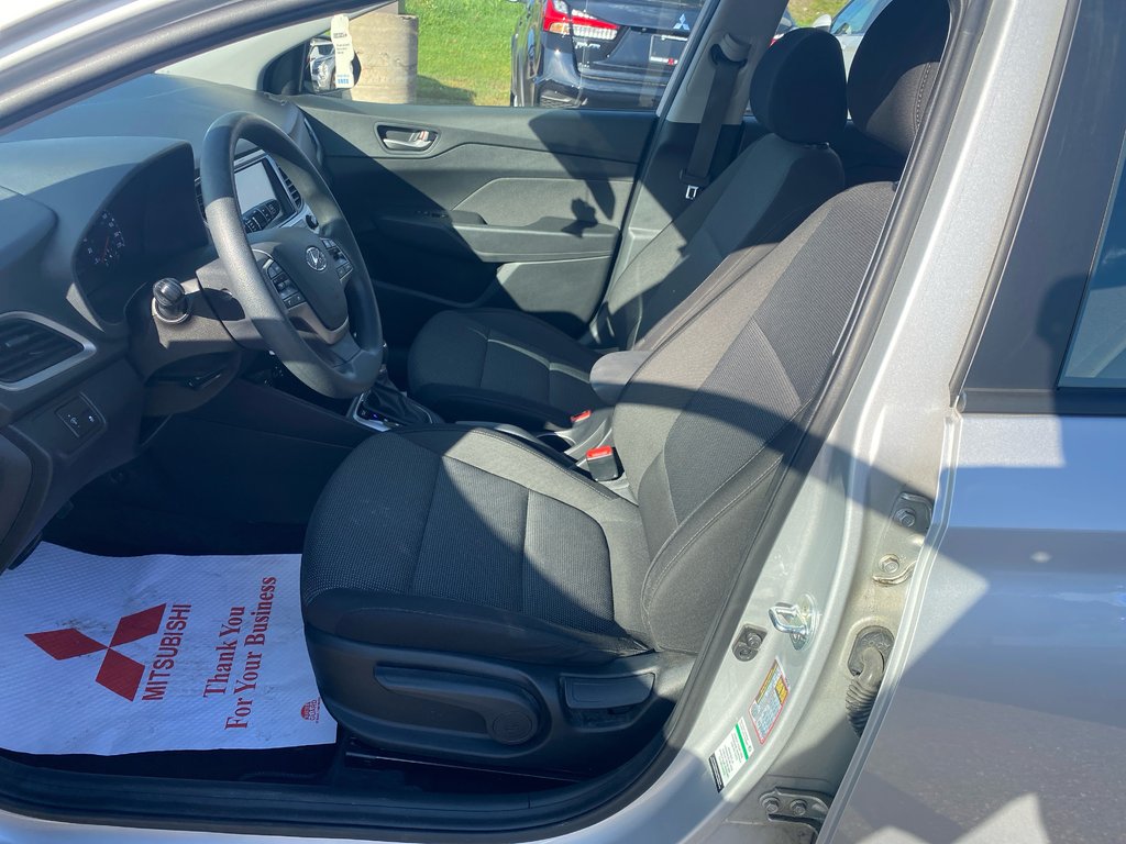 2020 Hyundai Accent Preferred in Thunder Bay, Ontario - 10 - w1024h768px