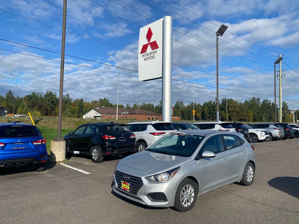 2020 Hyundai Accent Preferred in Thunder Bay, Ontario - 1 - w1024h768px
