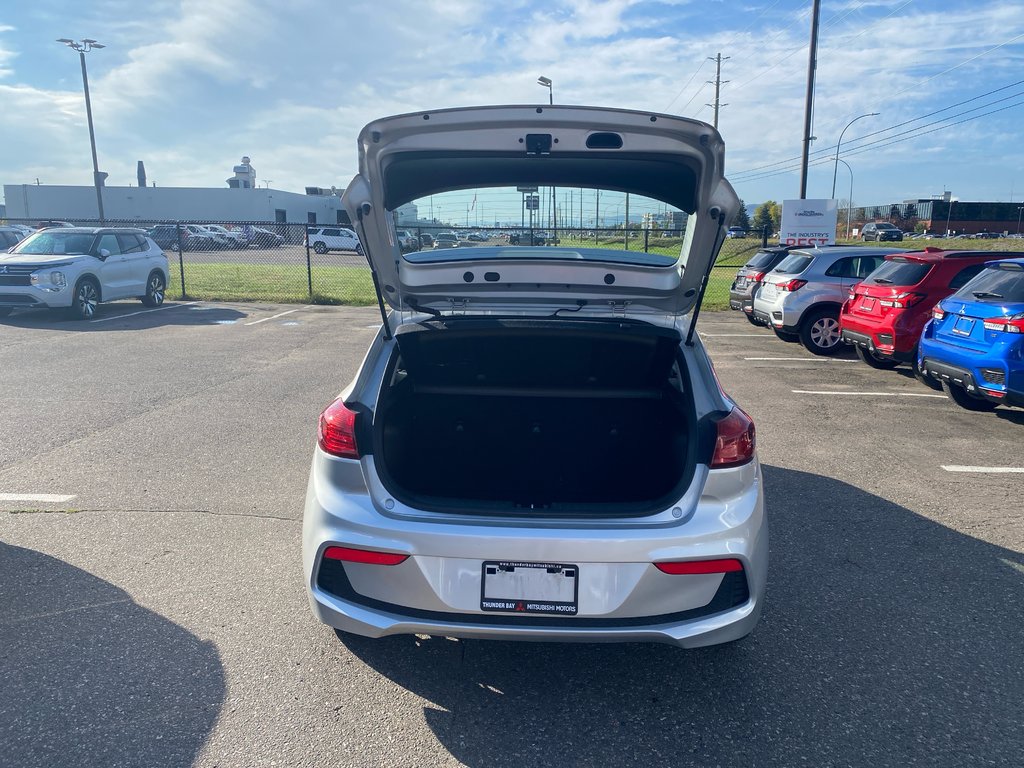 2020 Hyundai Accent Preferred in Thunder Bay, Ontario - 8 - w1024h768px