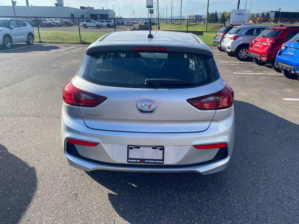 2020 Hyundai Accent Preferred in Thunder Bay, Ontario - 6 - w1024h768px