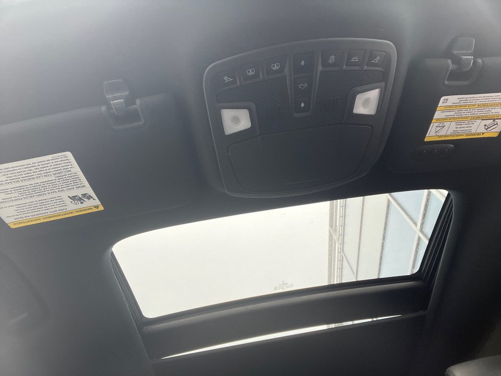 2019 Lincoln MKC Select in Thunder Bay, Ontario - 16 - w1024h768px