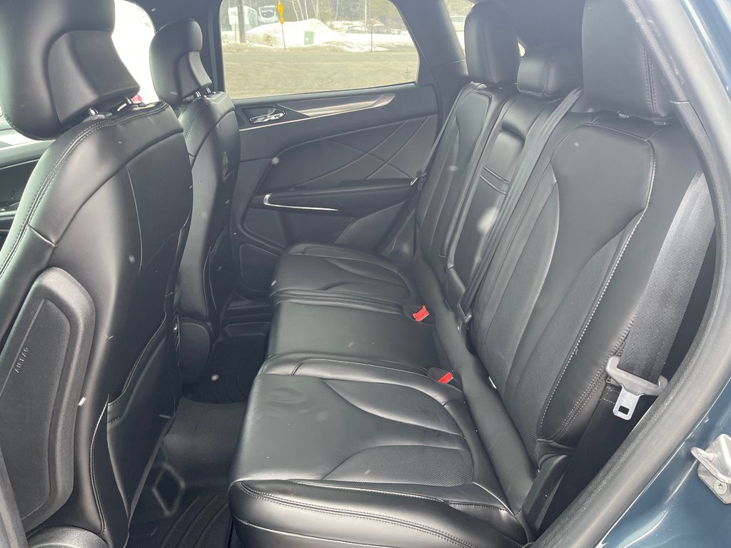 2019 Lincoln MKC Select in Thunder Bay, Ontario - 11 - w1024h768px