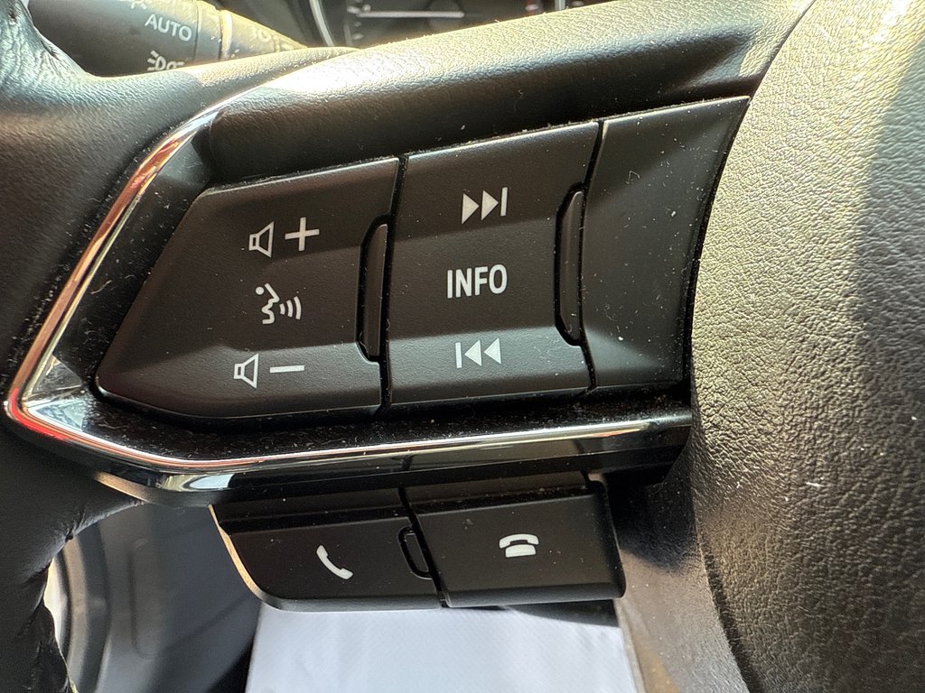 2018 Mazda CX-5 GT in Thunder Bay, Ontario - 15 - w1024h768px