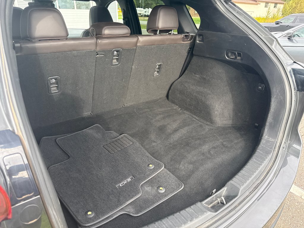 2019 Mazda CX-5 Signature in Thunder Bay, Ontario - 12 - w1024h768px